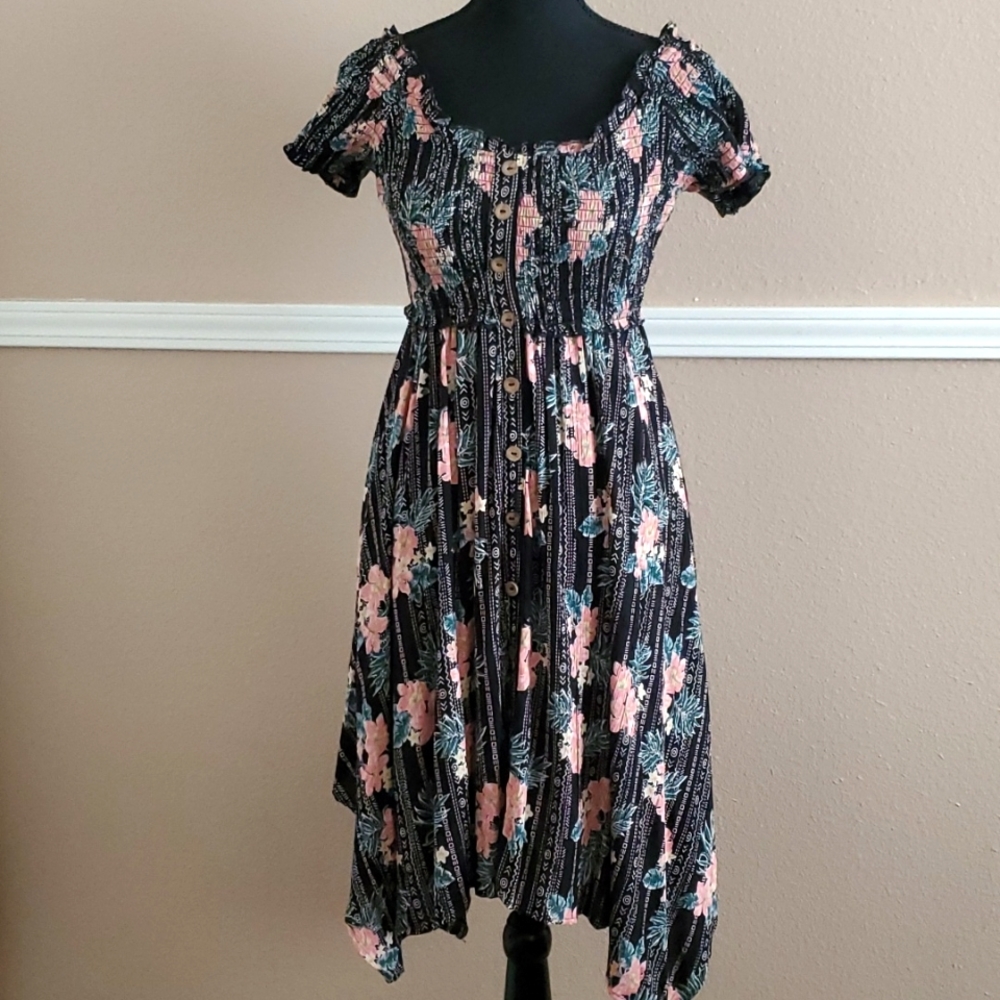 🌸FLORAL SUMMER DRESS